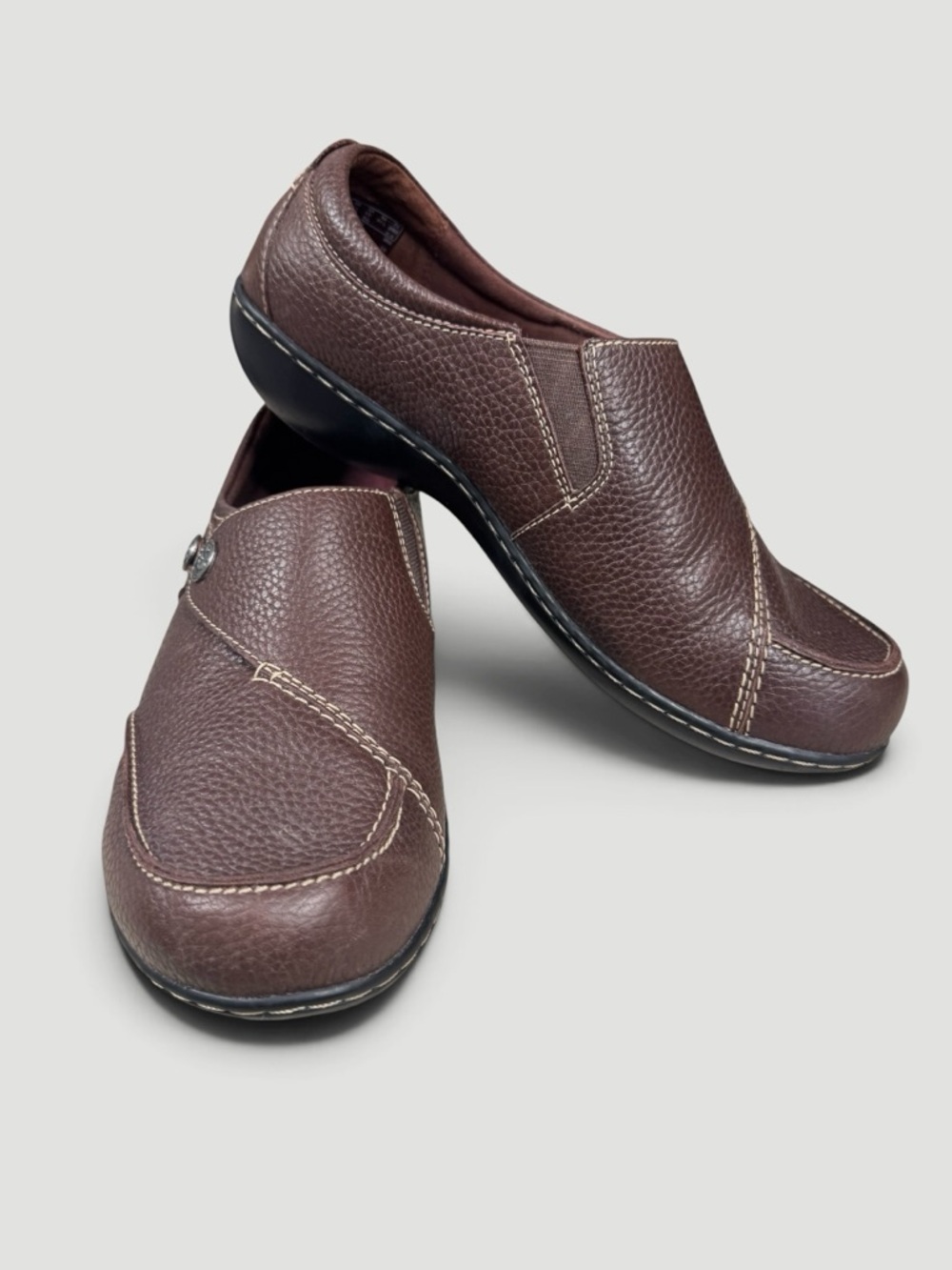 Clarks Women's Ashland Lane Slip-On Casual Loafers in Brown Size 7.5